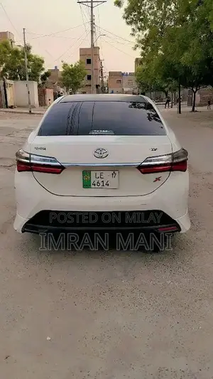 Photo - Toyota Corolla GLI 2016