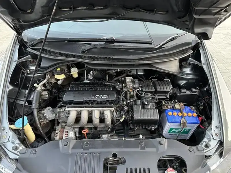 Honda city 2012 ( 1.3 aspire )
