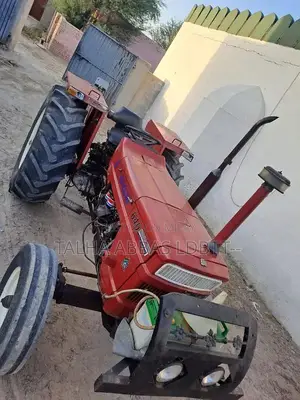 Tractor New Holland Fiate 640. . 75Hp
