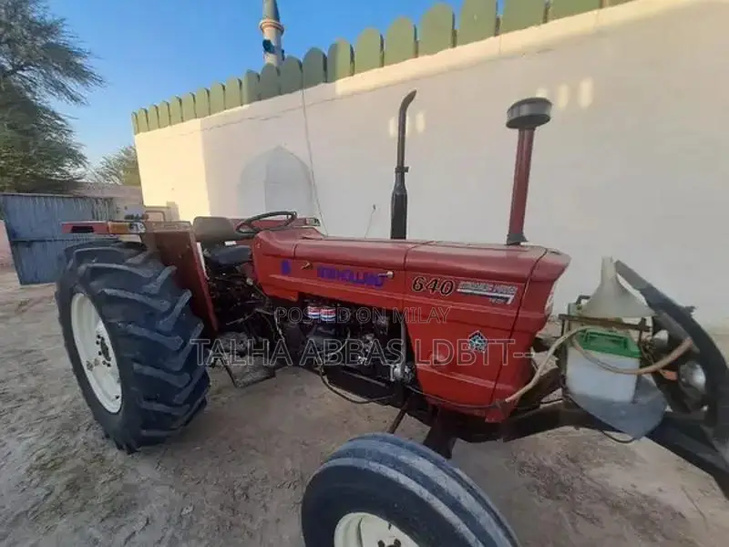Tractor New Holland Fiate 640. . 75Hp