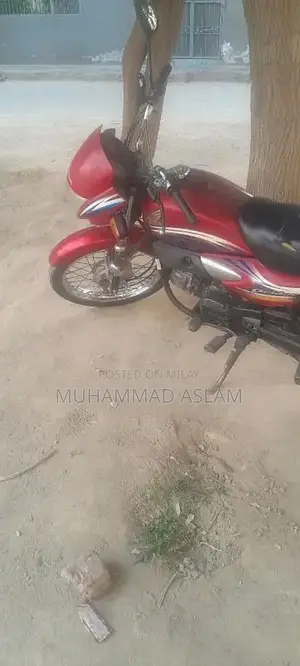 Photo - Honda prider normal conditions he engine ki colach plate lag