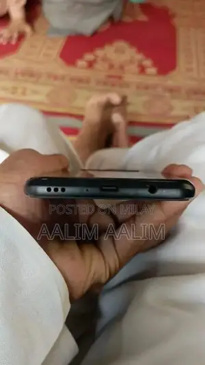 LG V60 THINQ 5G URGENT SALE NEED MUNNY