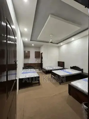 Photo - Bed space room