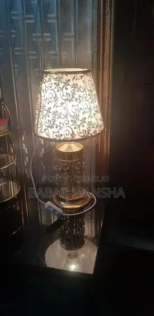 Photo - side table lamp