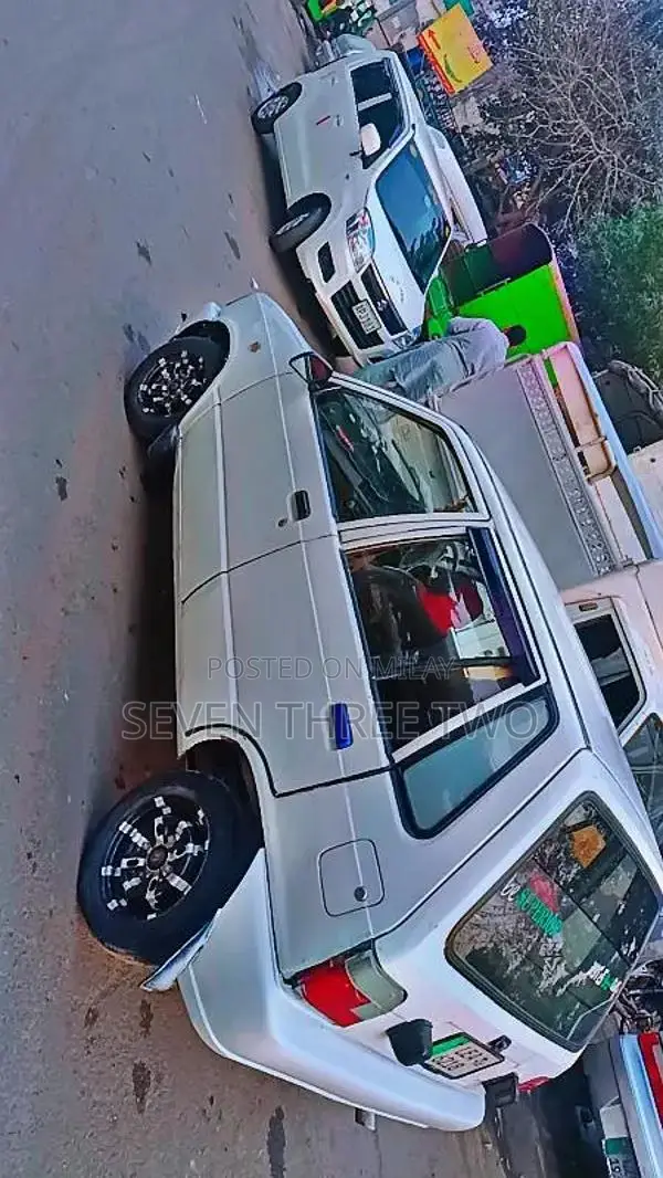 Suzuki Mehran VXR 2006, best for indrive. cal