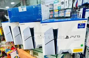 Photo - PS5 Slim 1TB UK NEW