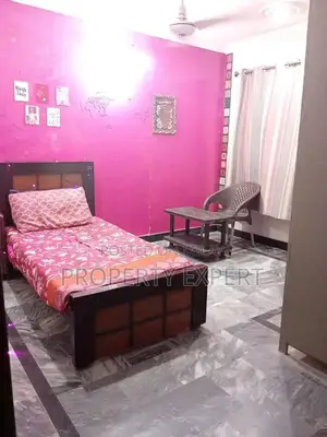 Photo - Furnish room in G10/1 for lady with mess o Ac