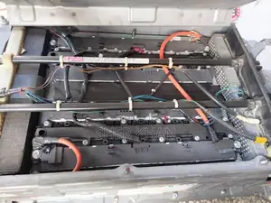 Photo - Hybrid battery and ABS | Toyota Prius | Aqua | Axio Hybrid b