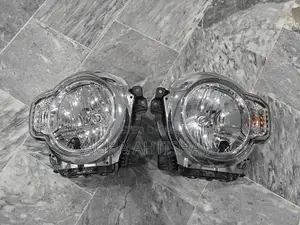 Photo - Suzuki Hustler Head light