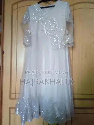 Photo - White pearl frock