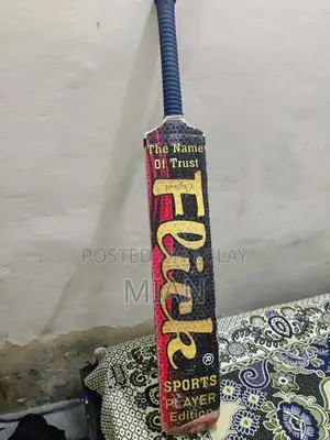 Photo - flick tap bol bat only few month used