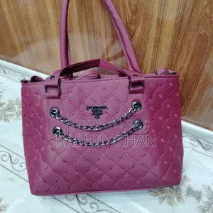 Photo - Trending Ladies Handbag