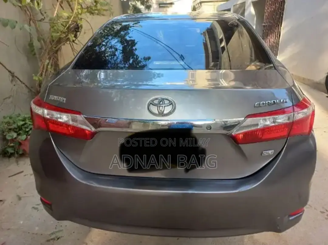 Toyota Corolla LE Eco 4dr Sedan (1.8L 4cyl CVT) 2015 Gray