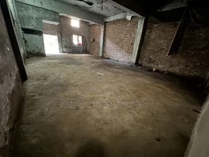 Photo - 5 to 6 Marla Hall for Rent
