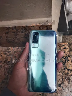 Photo - Vivo Y31 8 GB Blue