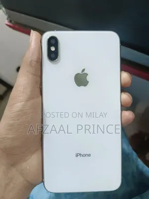 Photo - Apple iPhone XS Max 256 GB White