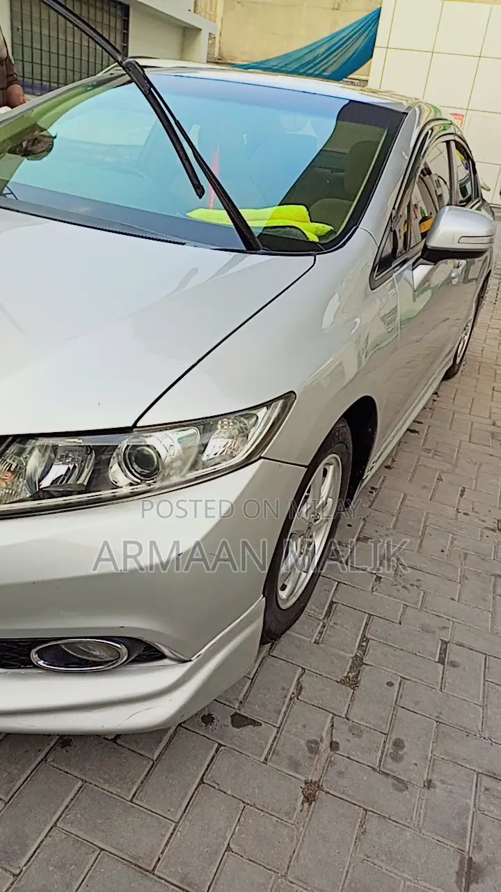 Honda Civic 2013 Silver