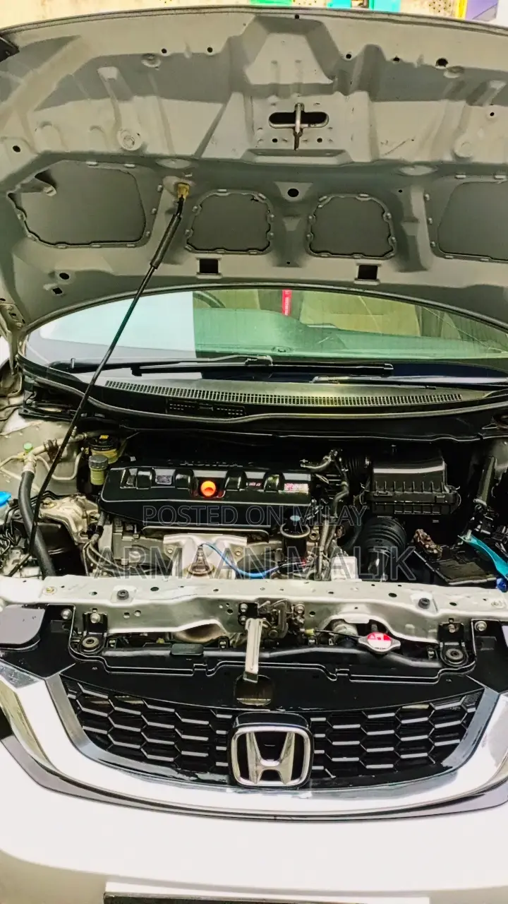 Honda Civic 2013 Silver