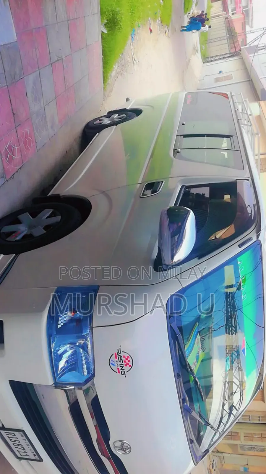 Toyota HiAce 2015 White