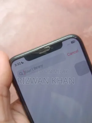 Apple iPhone X 64 GB Black