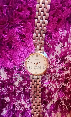 Photo - Seiko Lucent – Timeless Elegance