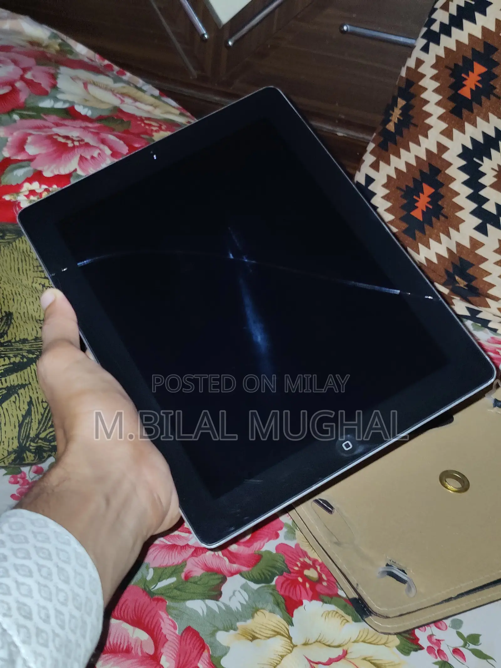 Apple iPad 2 Wi-Fi 16 GB Silver