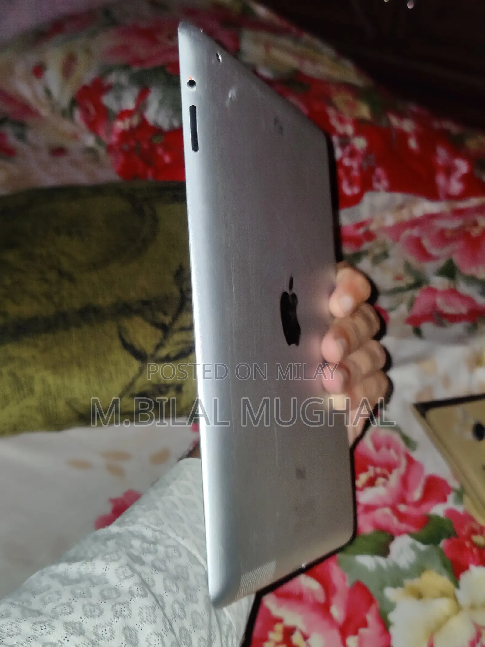 Apple iPad 2 Wi-Fi 16 GB Silver