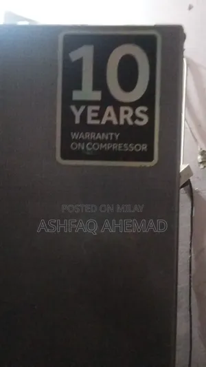 Photo - 10 by 10 Condition Ha Refrigerator