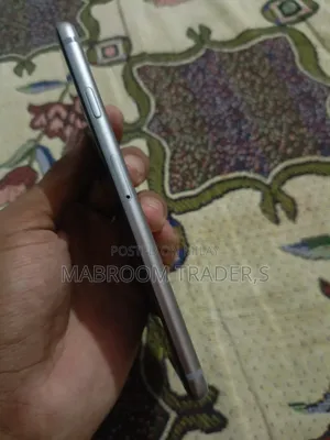 New Apple iPhone 6 64 GB Silver