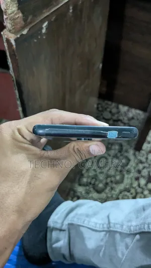 OnePlus 8 5G UW (Verizon) 128 GB Black