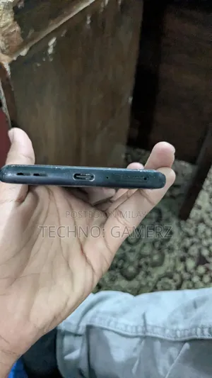 OnePlus 8 5G UW (Verizon) 128 GB Black