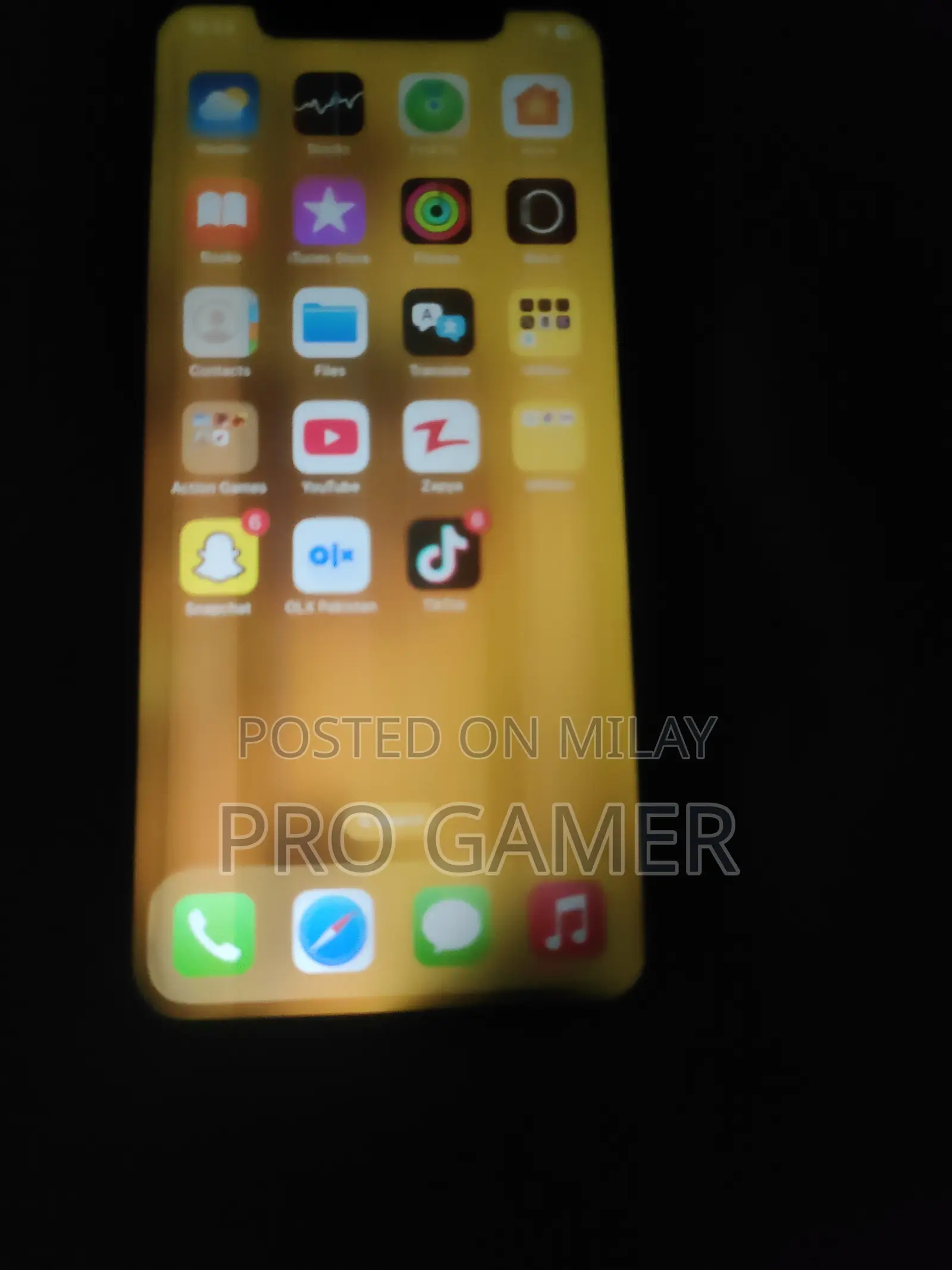 Apple XR 64 GB Black