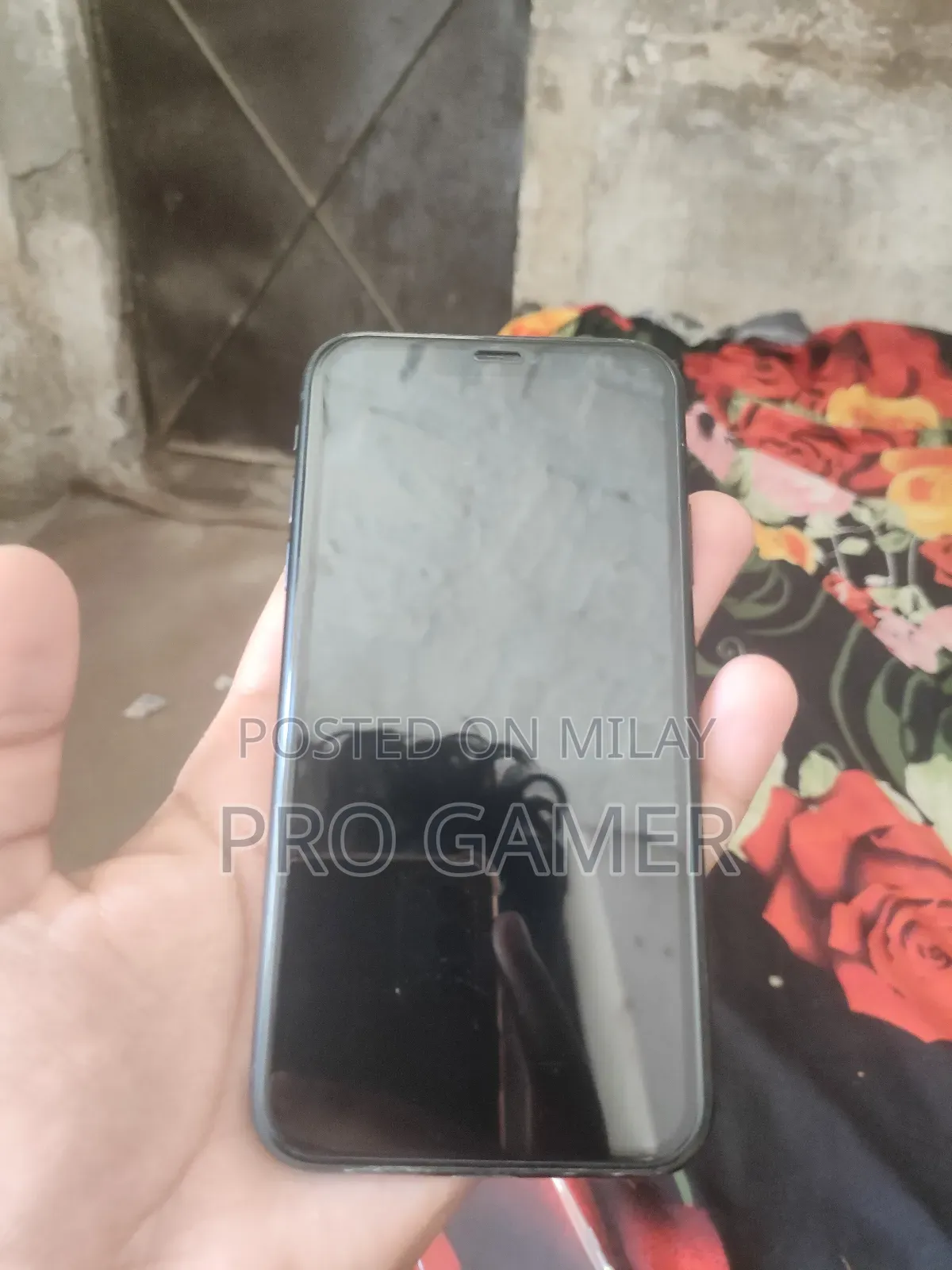 Apple XR 64 GB Black