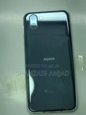 Sharp Aquos R2 64 GB Black