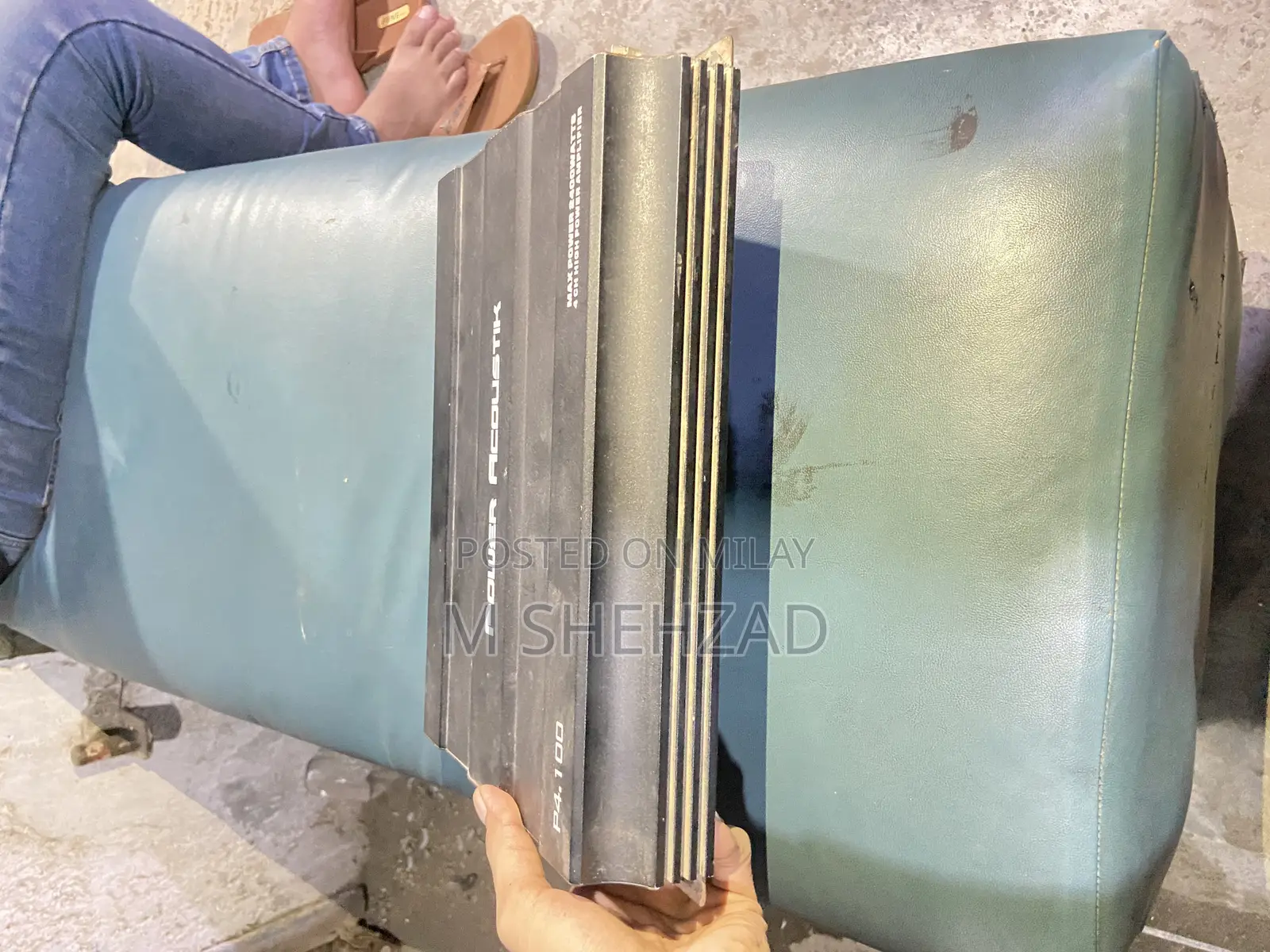 Amplifier With Speaker