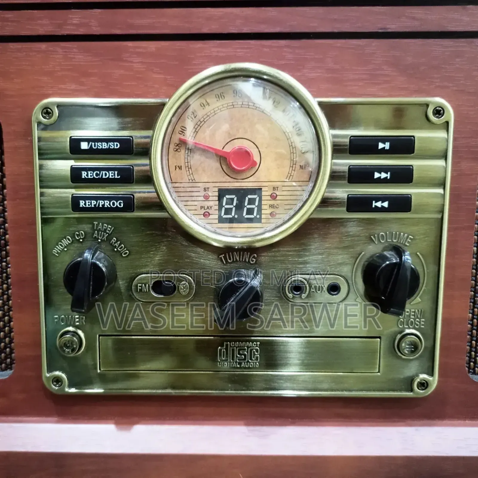 All in One Gramophone Turntable Cd Usb Bluetooth Aux Radio