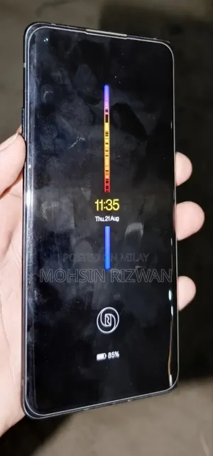 Photo - OnePlus 8 128 GB Black