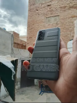 Photo - Realme GT Master Edition 128 GB Gray