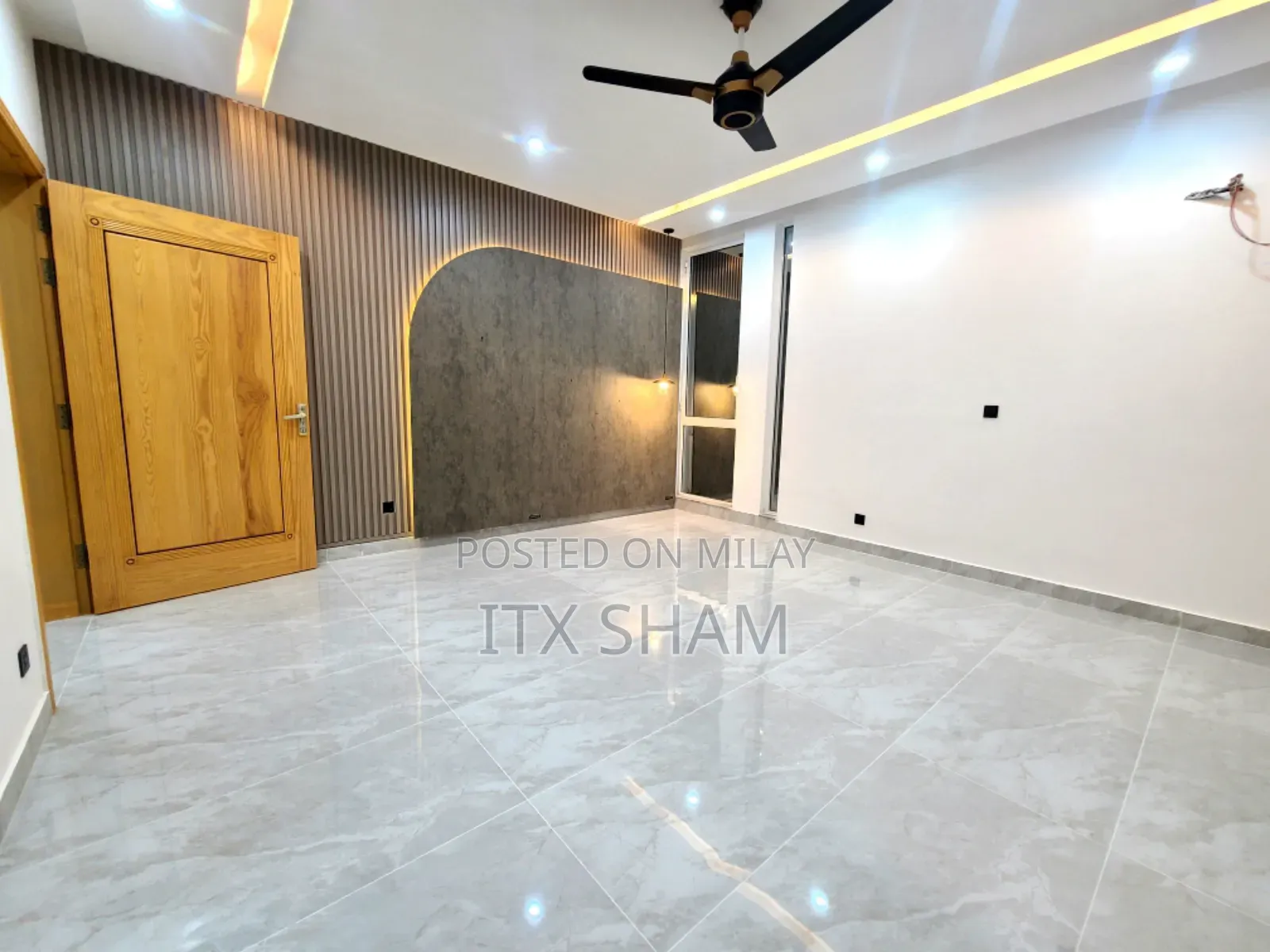 Furnished 5bdrm House in Bahar Street House, Bani Gala for sale