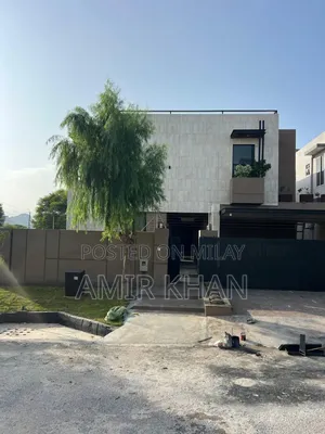 Photo - 6bdrm House in Space Finder. Real, B-17 for sale