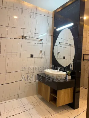 6bdrm House in Space Finder. Real, B-17 for sale