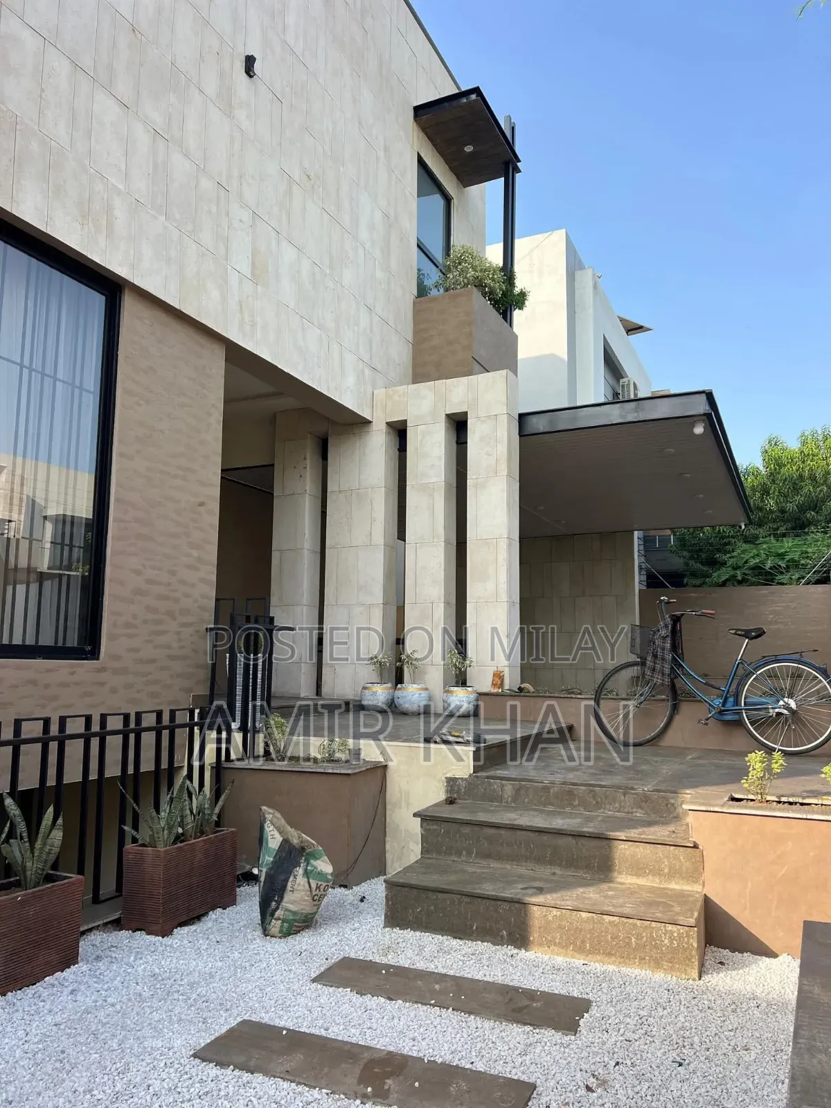 6bdrm House in Space Finder. Real, B-17 for sale