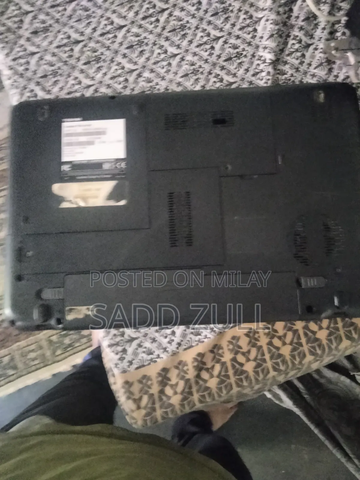 Laptop Toshiba 2GB Intel Core I3 HDD+SSD 16 GB