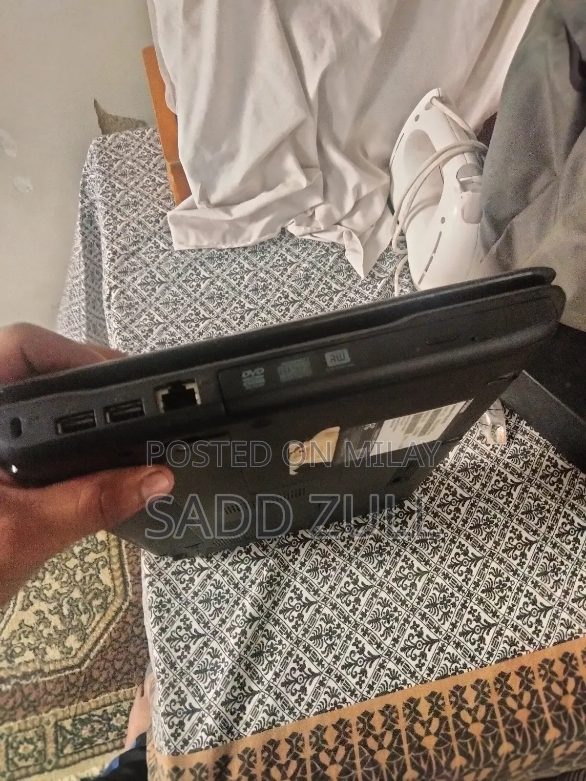 Laptop Toshiba 2GB Intel Core I3 HDD+SSD 16 GB