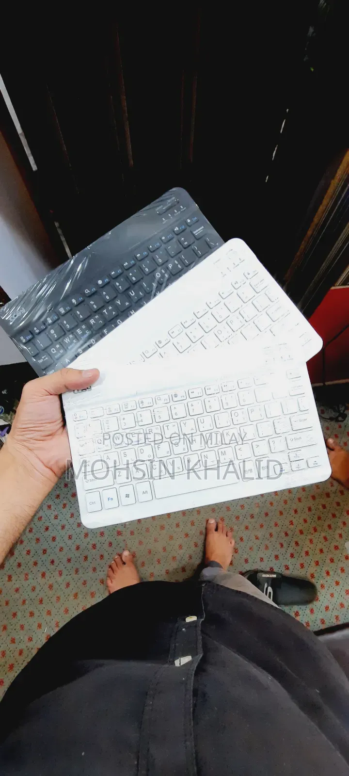 Smart Keyboard +Bluetooth Connected