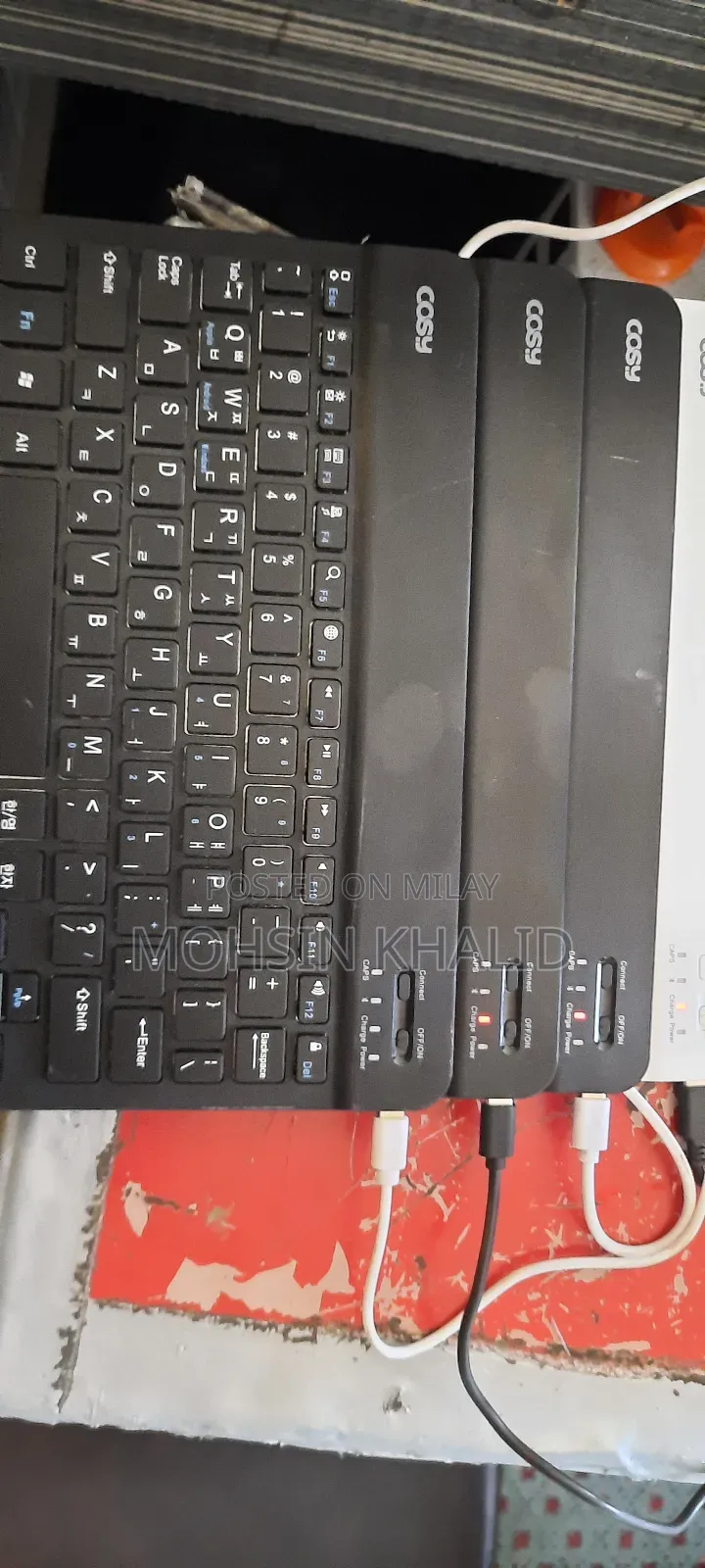 Smart Keyboard +Bluetooth Connected