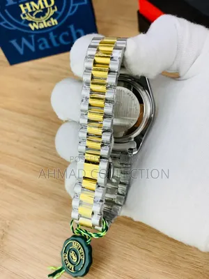 Bestwin Luxury Quartz Wristwatch