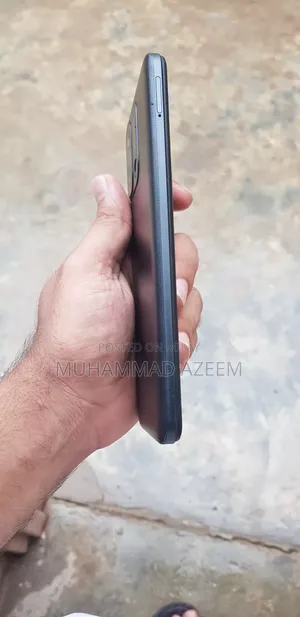 Mobile Phone 128 GB Black