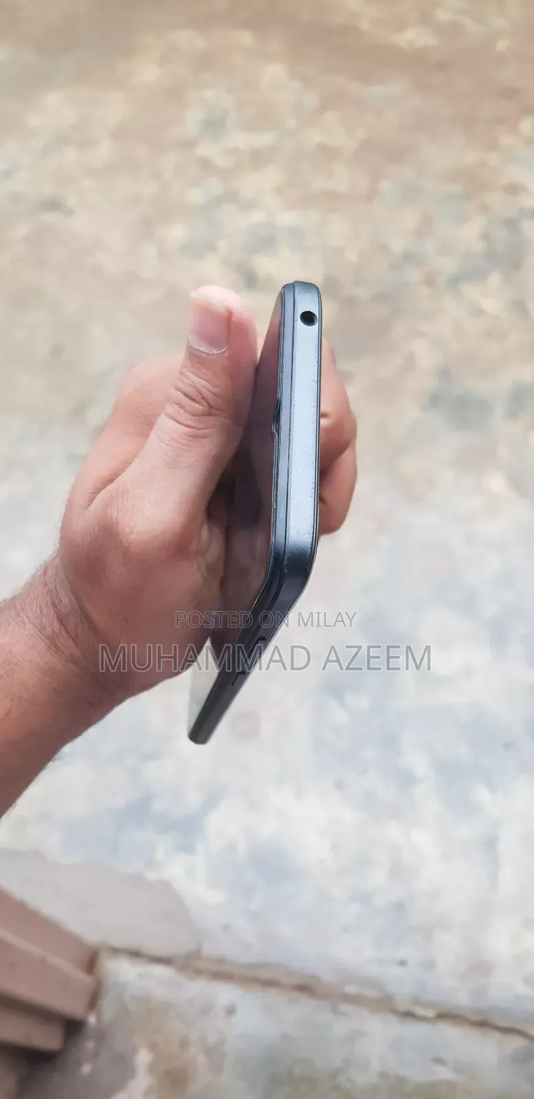 Mobile Phone 128 GB Black