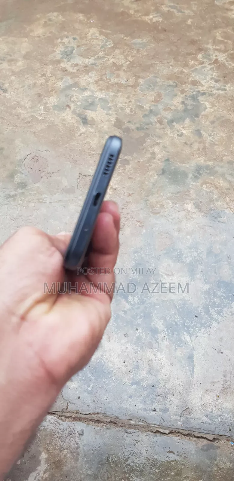 Mobile Phone 128 GB Black